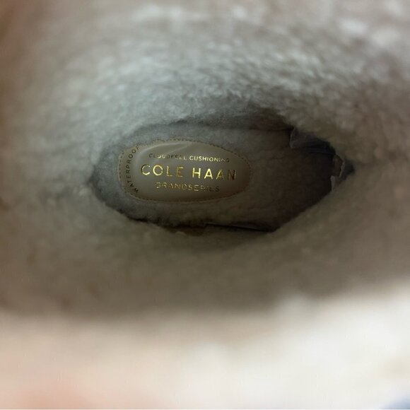 Nib - Cole Haan, Cloudfeel Women’s Snow Boot. Size: 6.5 - Picture 11 of 15